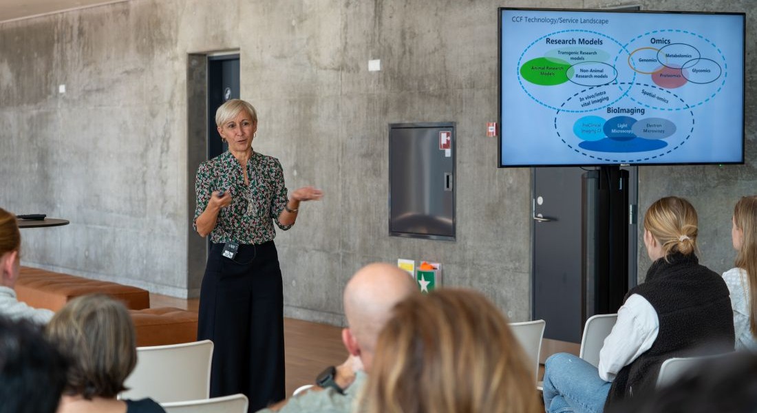 Centre Director Clara Prats welcomed staff from ACF, CFIB, and PRI to the new Centre for Core Facilities at a launch event in the Mærsk Tower.